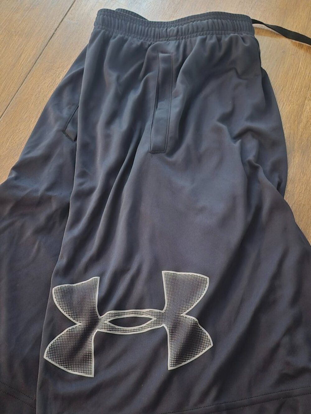 Mens XLT Under Armour  Basketball Shorts - Never Worn